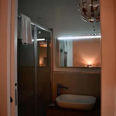 ゲストハウス Marmore Charming House