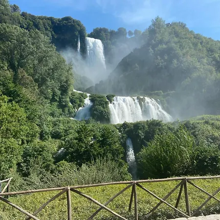 Marmore Charming House Pensión